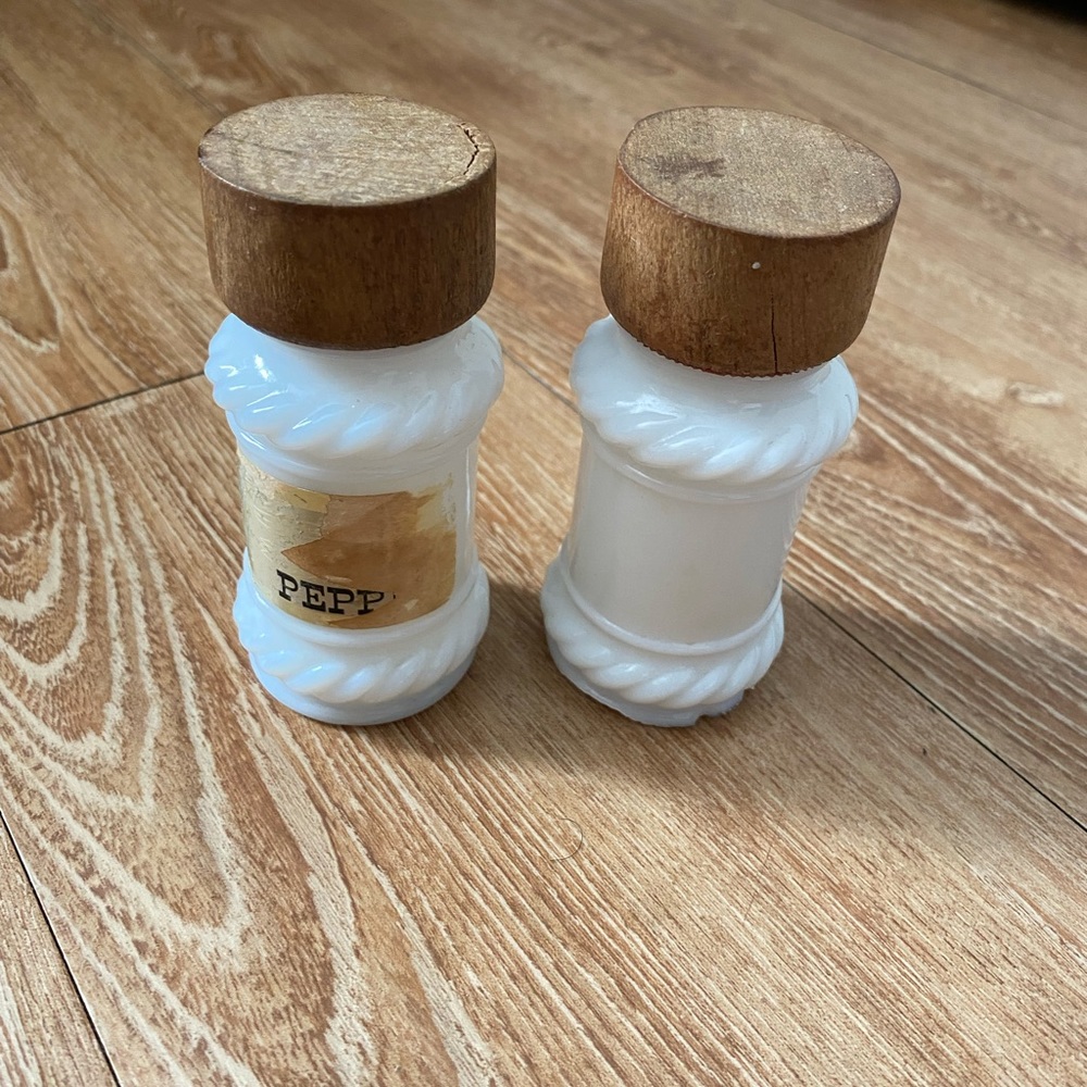 Vintage milk glass salt & pepper shakers